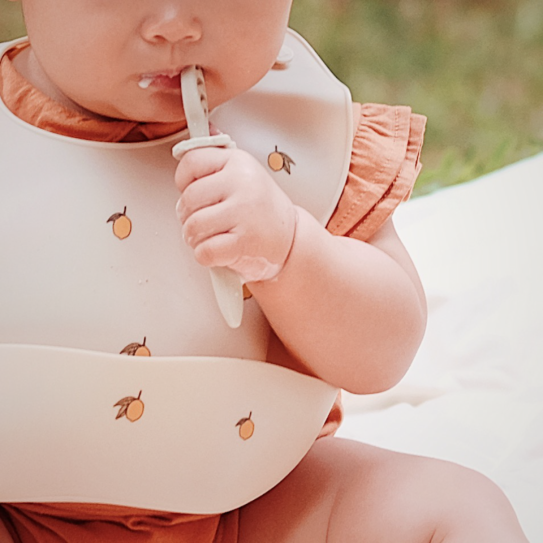 Mastering Baby's Independent Feeding in 10 Easy Steps